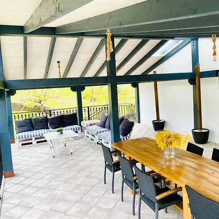Holiday home El 42
